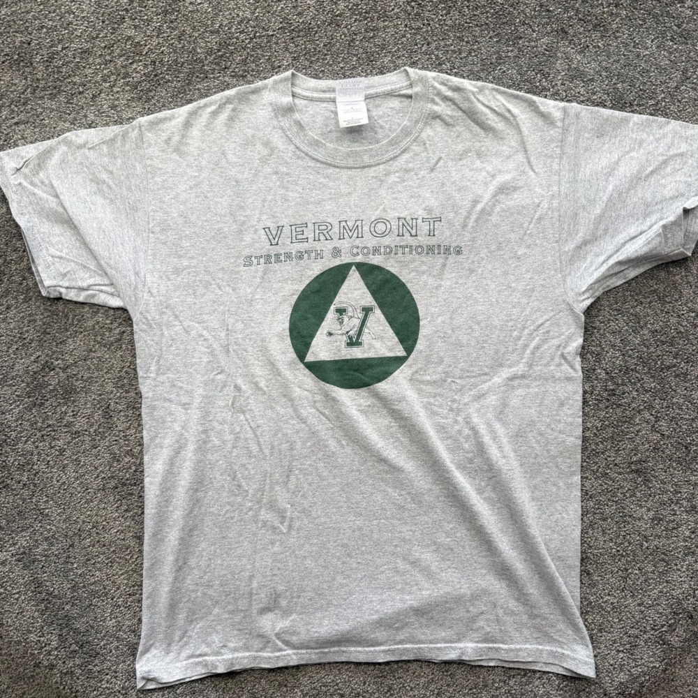 Gildan Vermont Strength & Conditioning T-Shirt Mens Large Gray UVM Catamounts